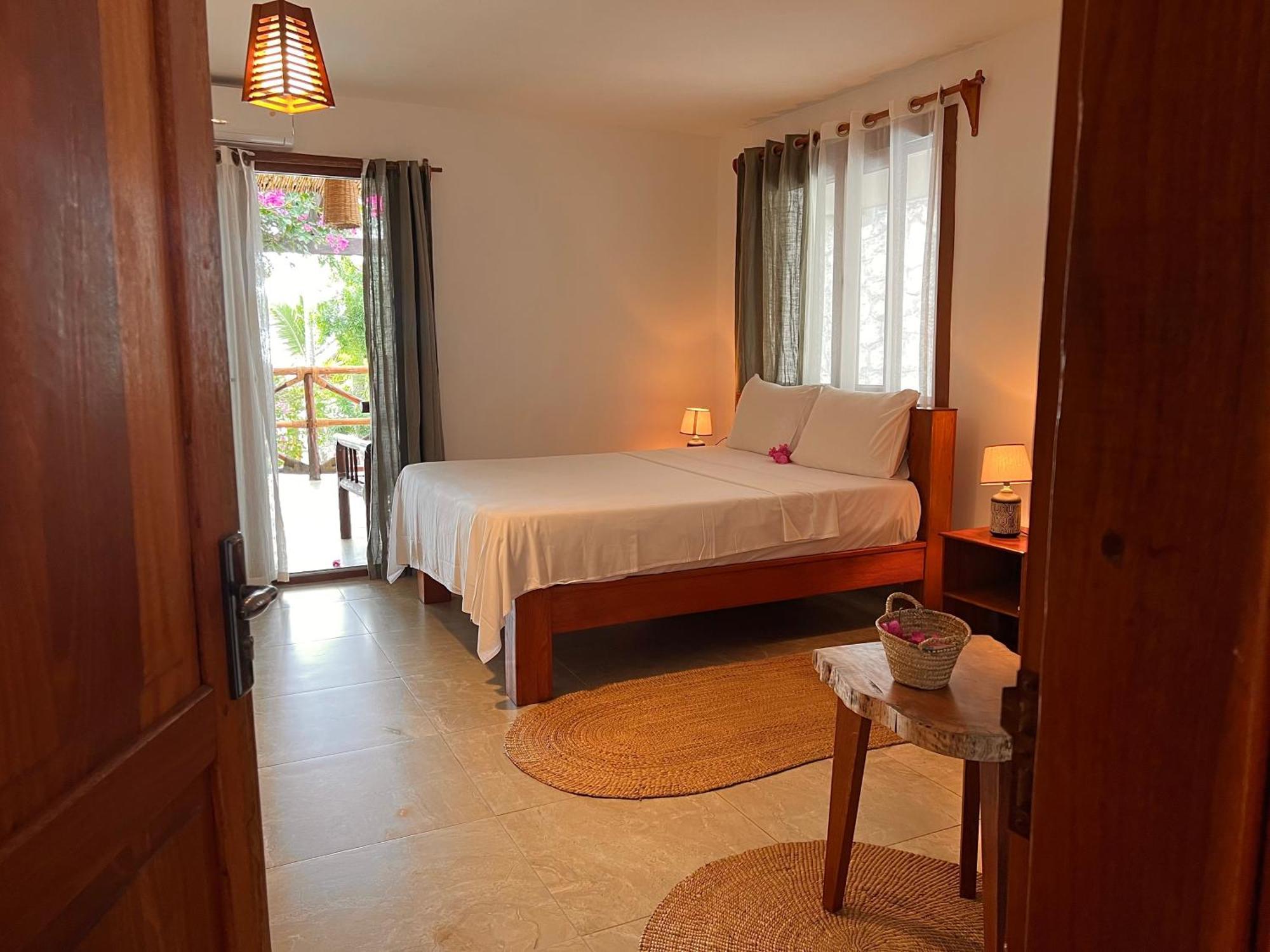 Stone Resort Kiwengwa  ภายนอก รูปภาพ
