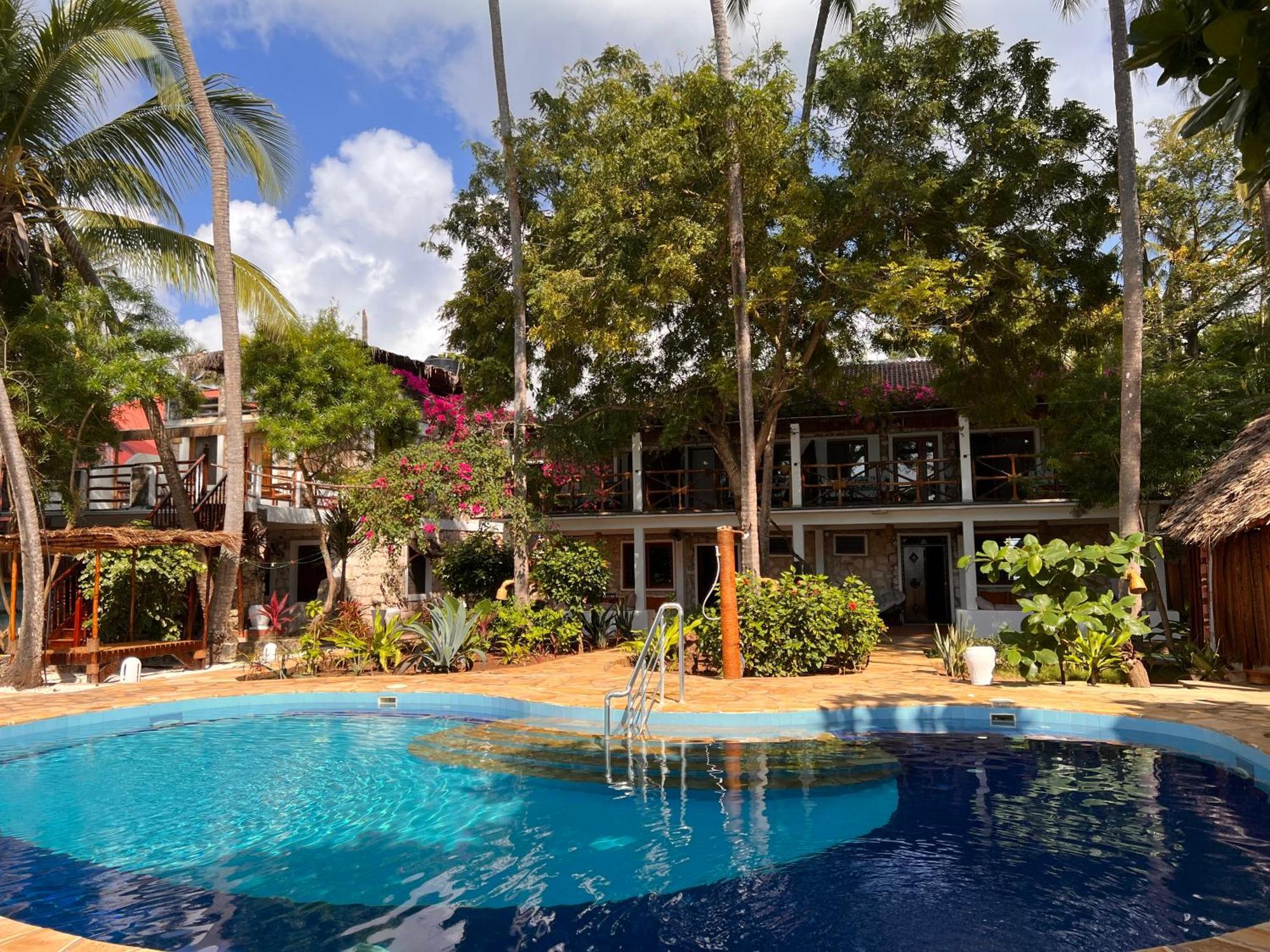 Stone Resort Kiwengwa  ภายนอก รูปภาพ